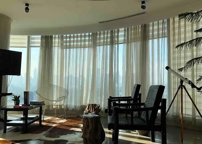 55-sqm The Urban In Poblacion Makati