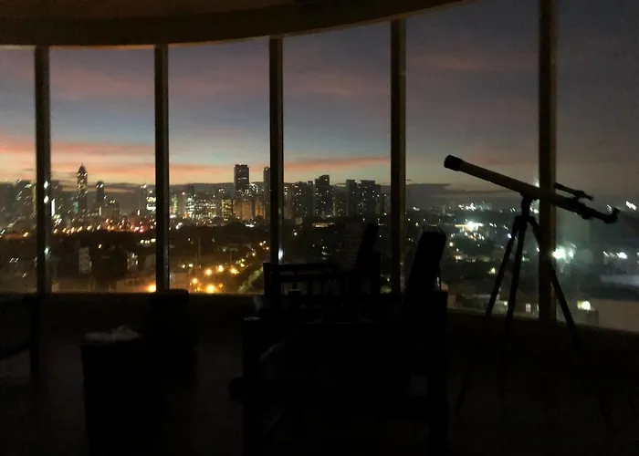 55-sqm The Urban In Poblacion Makati Apartamento Manila