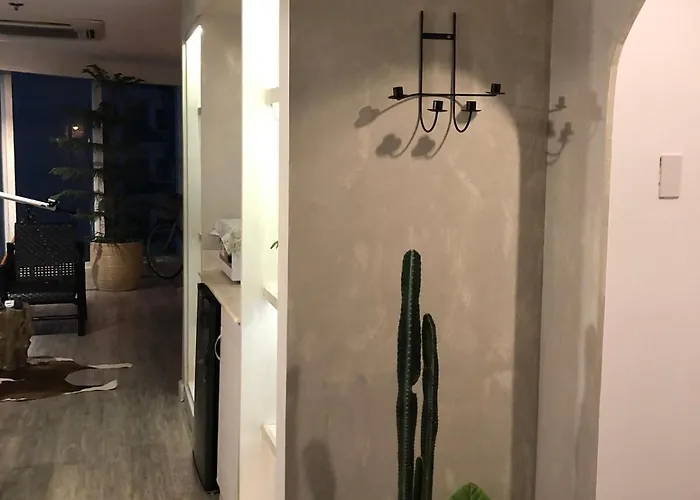 Apartamento 55-sqm The Urban In Poblacion Makati *