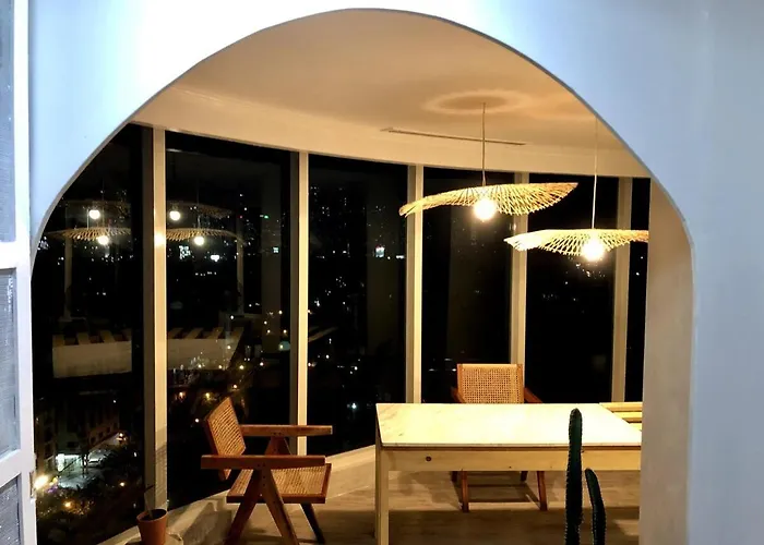 55-sqm The Urban In Poblacion Makati *