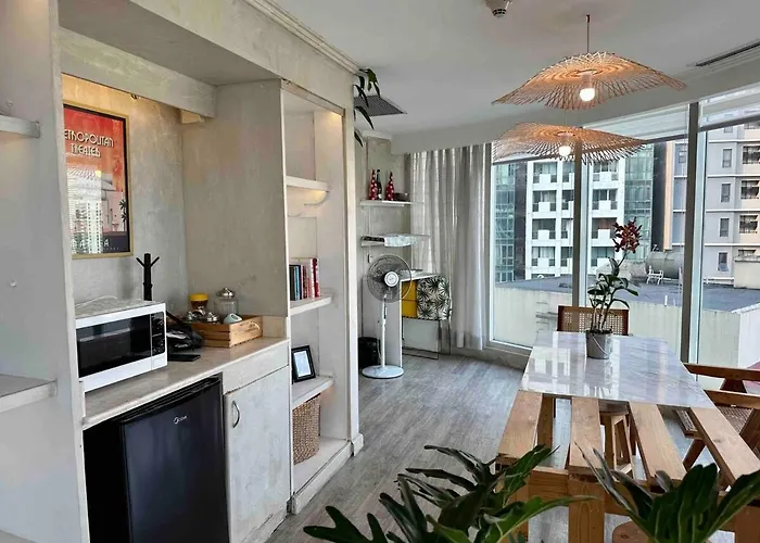 55-sqm The Urban In Poblacion Makati *